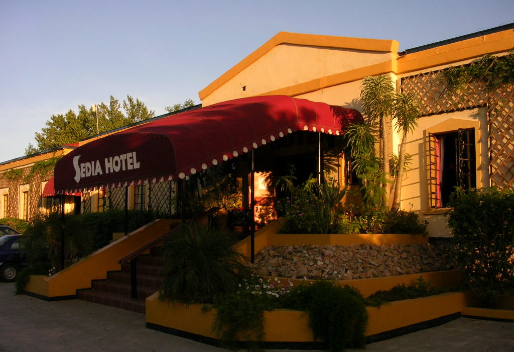 Sedia Hotel, Maun Hotel